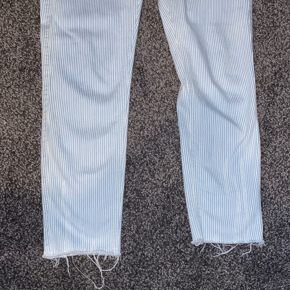 Zara White and Blue Jeans - Picture 3 of 3